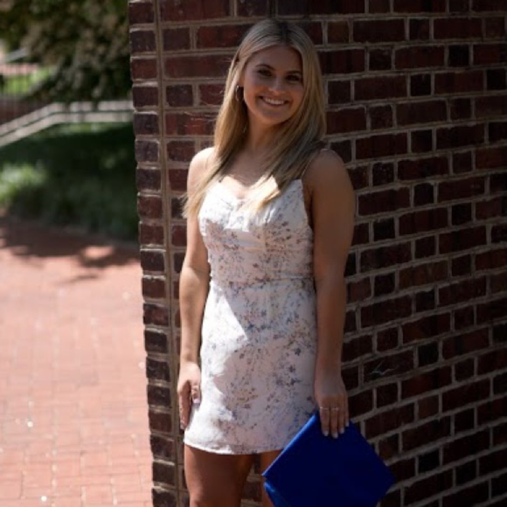 Meet your Posher, Haley